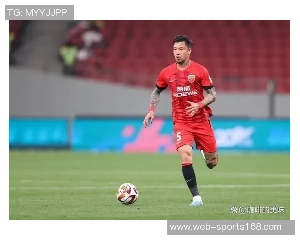 张琳芃门前惊险头球解围助海港化险为夷精彩瞬间回顾 张琳芃门前惊险头球解围助海港化险为夷精彩瞬间回顾